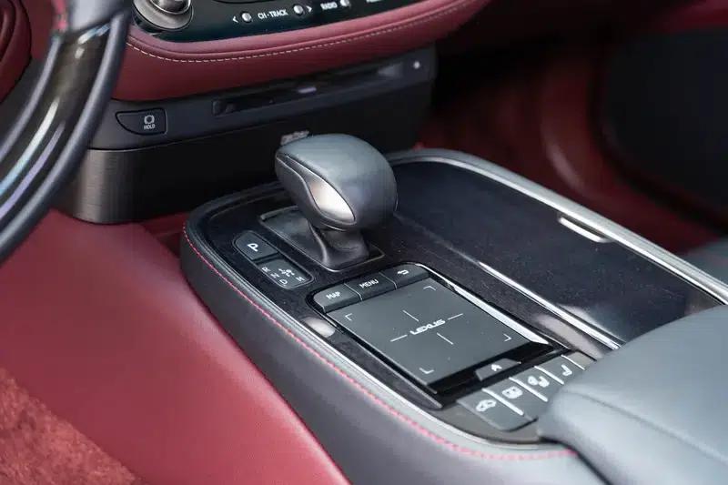 Lexus LS 500h Executive Edition 2021 — миниатюра 16