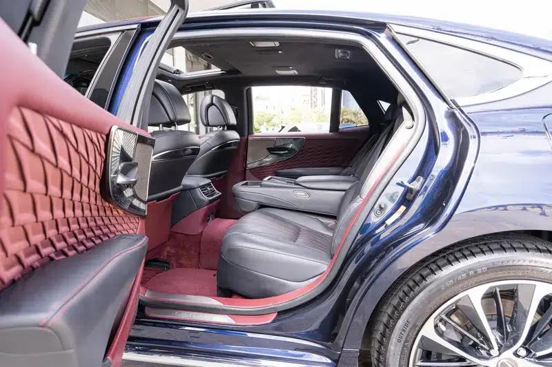 Lexus LS 500h Executive Edition 2021 — миниатюра 20