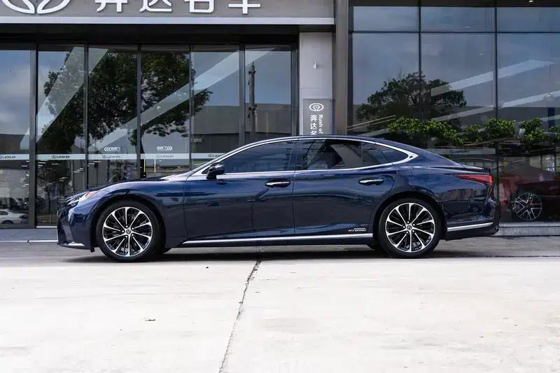 Lexus LS 500h Executive Edition 2021 — миниатюра 3