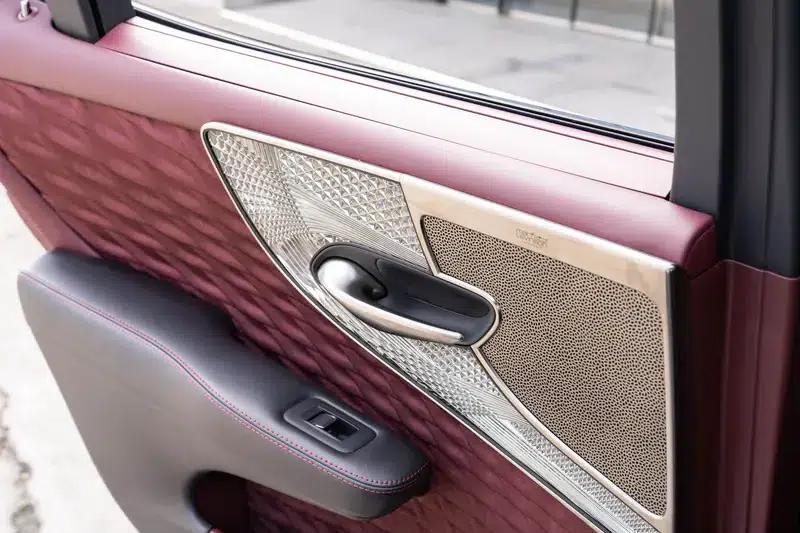 Lexus LS 500h Executive Edition 2021 — миниатюра 8