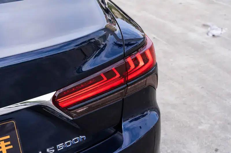 Lexus LS 500h Executive Edition 2021 — миниатюра 9