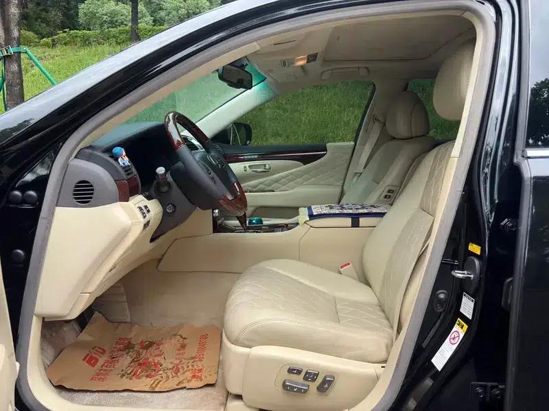 Lexus LS 2010 460L Premium Edition — миниатюра 13