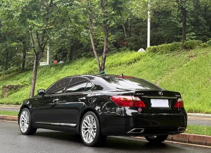 Lexus LS 2010 460L Premium Edition — миниатюра 4