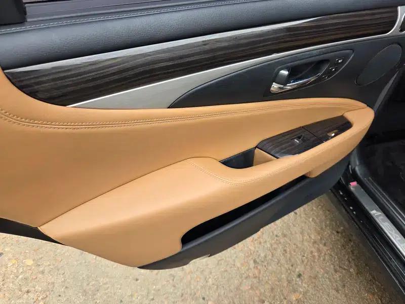 Lexus LS 2016 460L — миниатюра 9