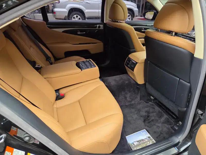 Lexus LS 2016 460L — миниатюра 10