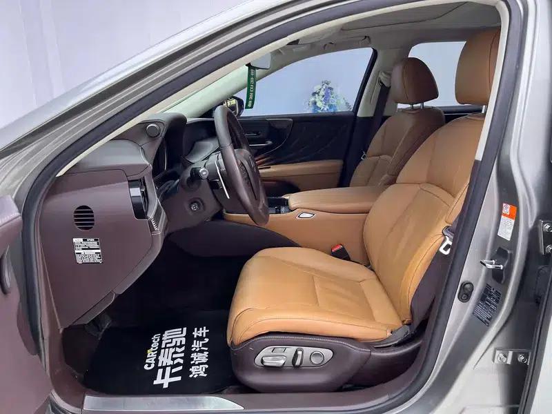 Lexus LS 2020 500h Premium Edition (China VI Emission Standard) — миниатюра 21