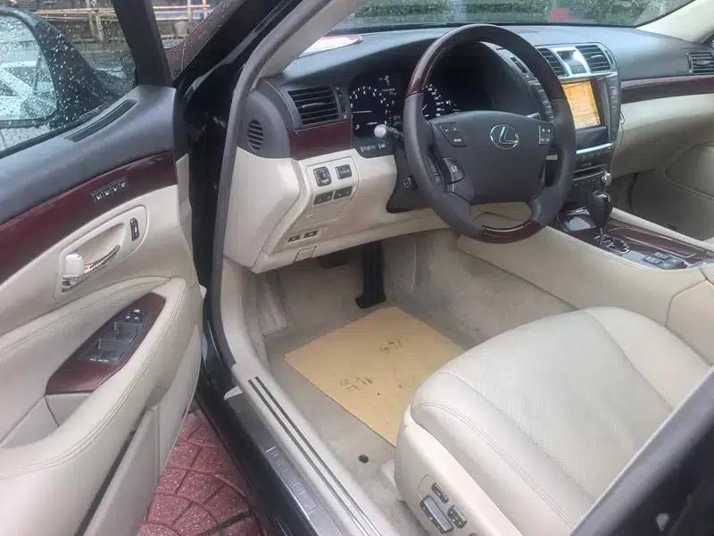 Lexus LS 2010 460L Luxury Edition — миниатюра 13