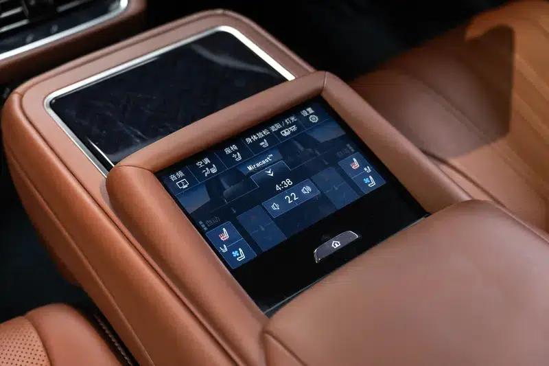 Lexus LS 2018 500h Executive Edition (China VI Emission Standard) — миниатюра 12