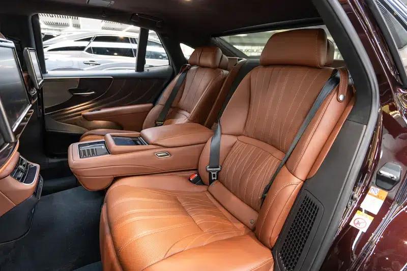 Lexus LS 2018 500h Executive Edition (China VI Emission Standard) — миниатюра 24