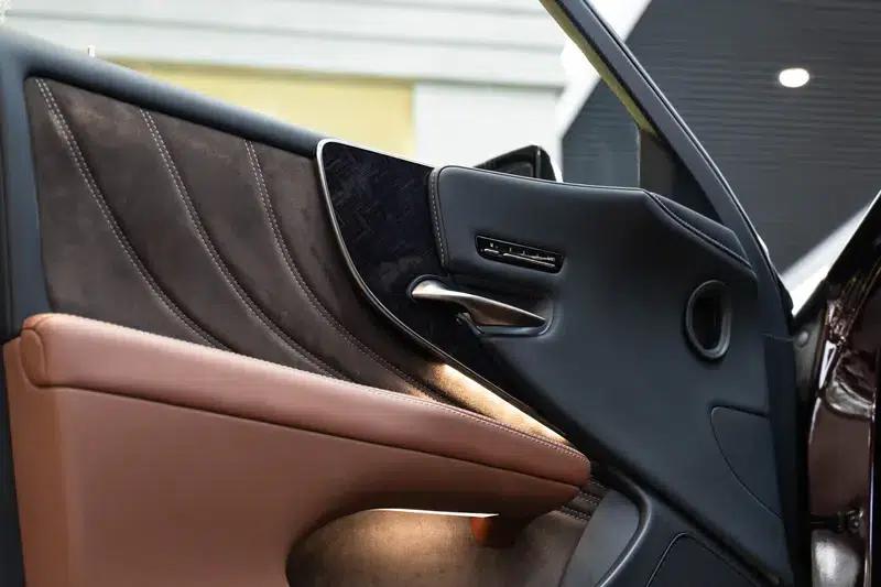 Lexus LS 2018 500h Executive Edition (China VI Emission Standard) — миниатюра 10