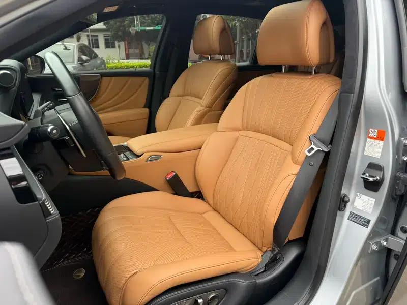 Lexus LS 2021 500h Luxury Edition — миниатюра 18