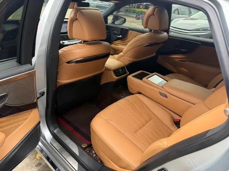 Lexus LS 2021 500h Luxury Edition — миниатюра 19