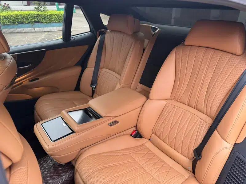 Lexus LS 2021 500h Luxury Edition — миниатюра 20