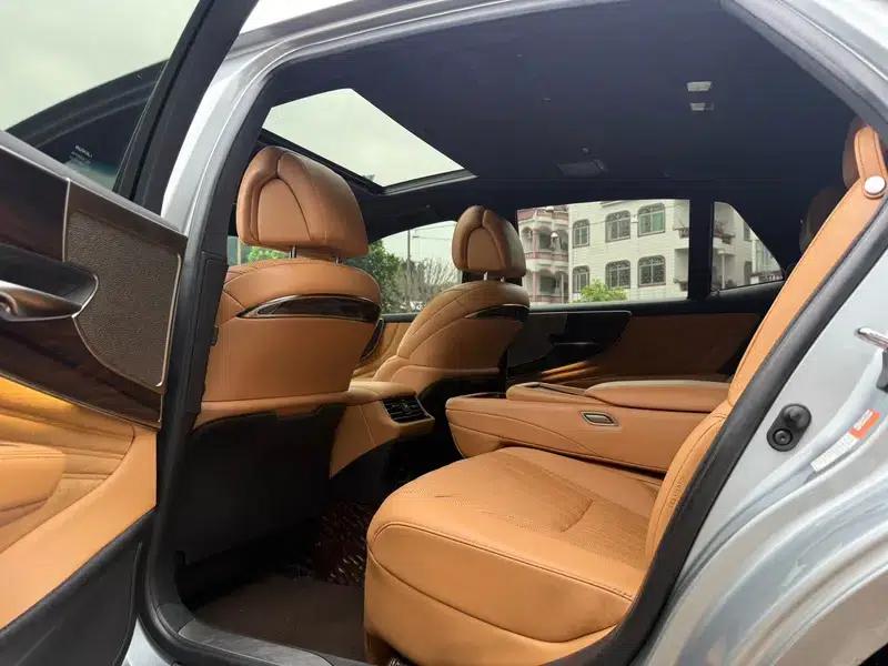Lexus LS 2021 500h Luxury Edition — миниатюра 22