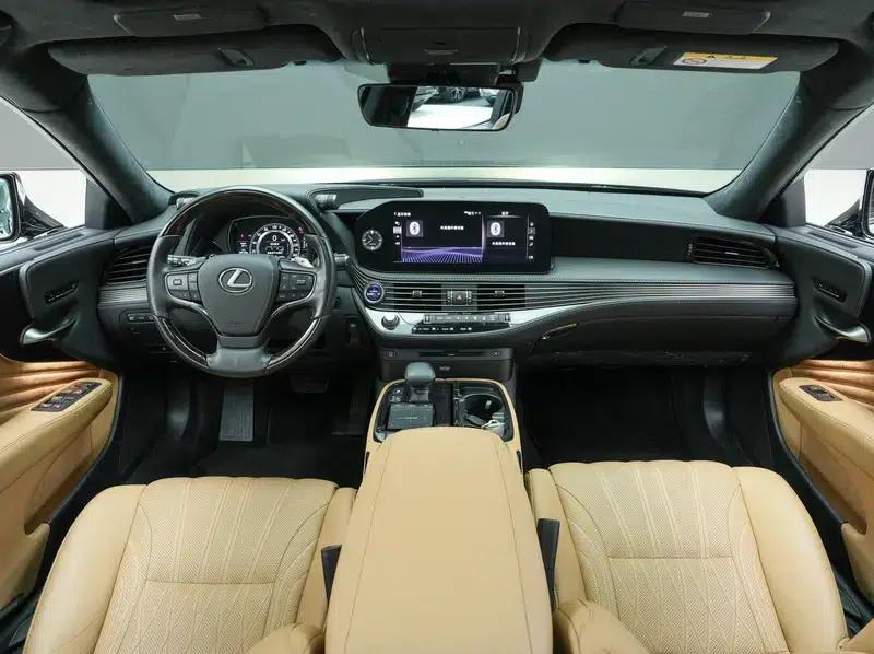 Lexus LS 2021 500h Luxury Edition — миниатюра 11