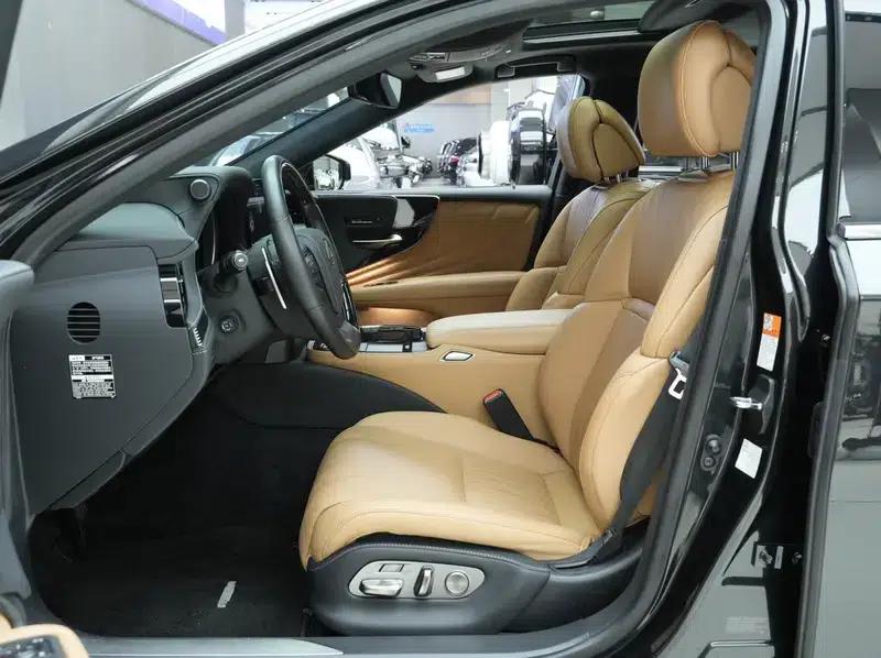 Lexus LS 2021 500h Luxury Edition — миниатюра 16