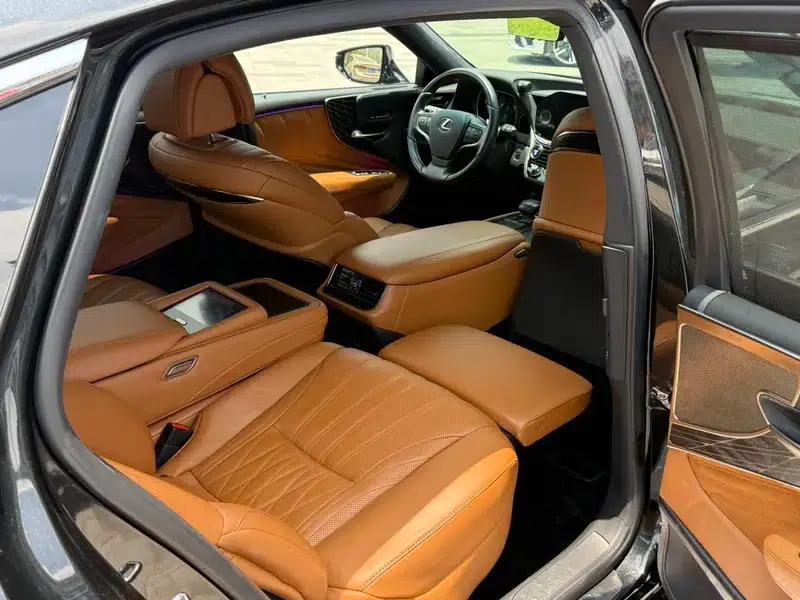 Lexus LS 500h Executive Edition 2021 — миниатюра 13