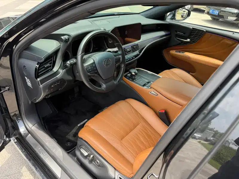 Lexus LS 500h Executive Edition 2021 — миниатюра 19