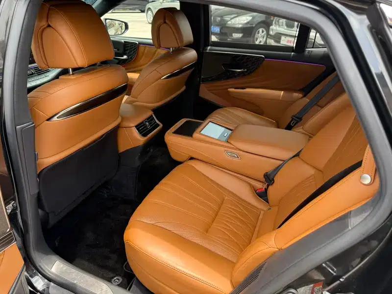 Lexus LS 500h Executive Edition 2021 — миниатюра 20
