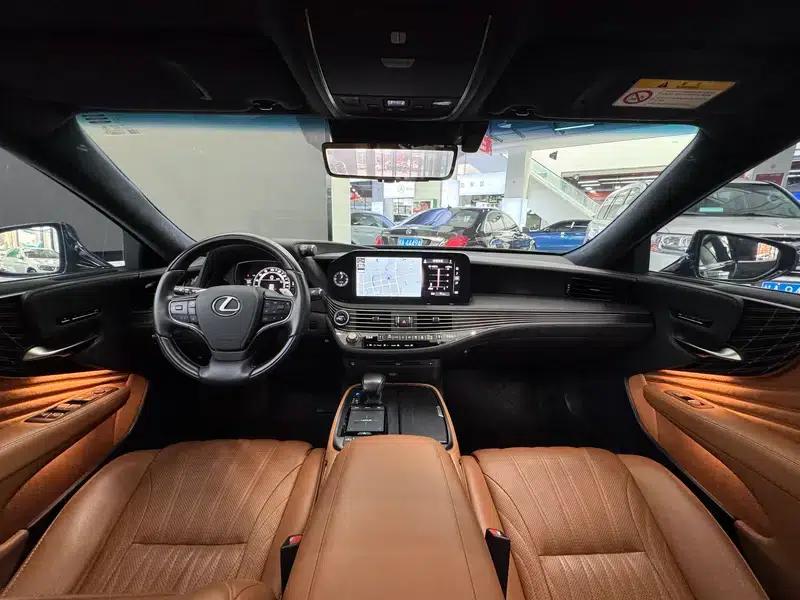 Lexus LS 500h Executive Edition 2021 — миниатюра 10