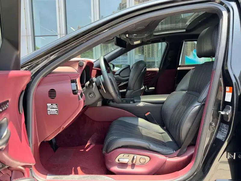 Lexus LS 2020 500h Executive Edition (China VI Emission Standard) — миниатюра 12