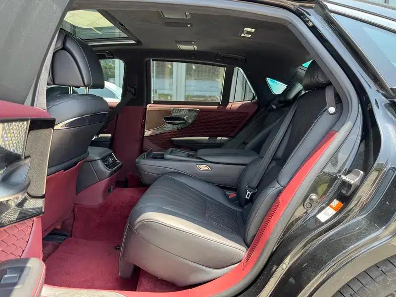 Lexus LS 2020 500h Executive Edition (China VI Emission Standard) — миниатюра 13