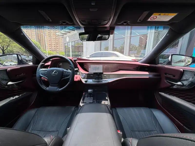 Lexus LS 2020 500h Executive Edition (China VI Emission Standard) — миниатюра 10