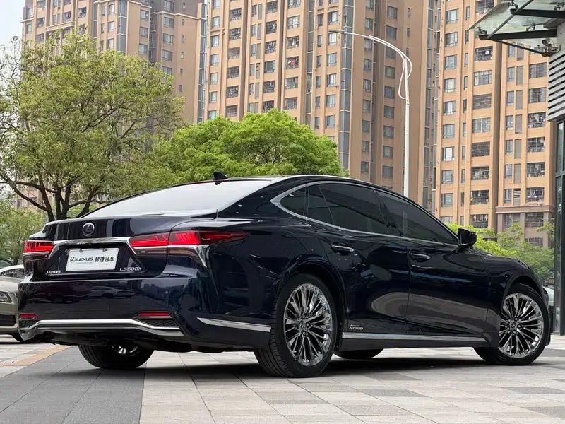 Lexus LS 2018 500h Executive Edition (China VI Emission Standard) — миниатюра 6