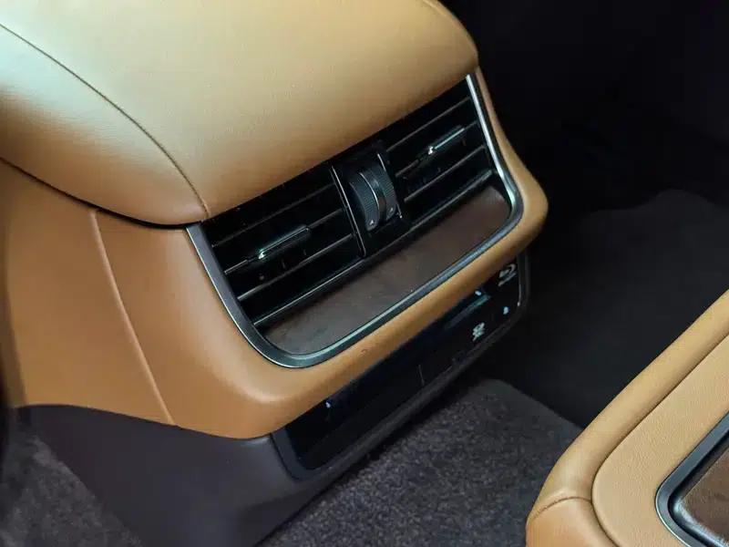Lexus LS 2018 500h Executive Edition (China VI Emission Standard) — миниатюра 10