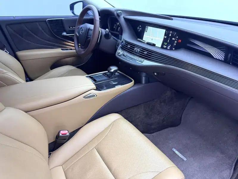 Lexus LS 2018 500h Premium Edition (China V Emission Standard) — миниатюра 8