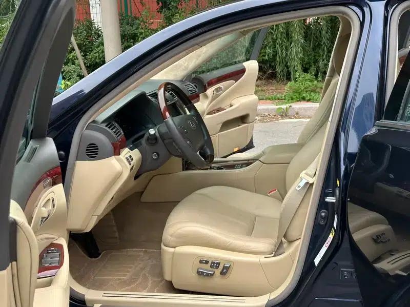 Lexus LS 2007 4.6L Automatic Luxury Extended Wheelbase — миниатюра 19