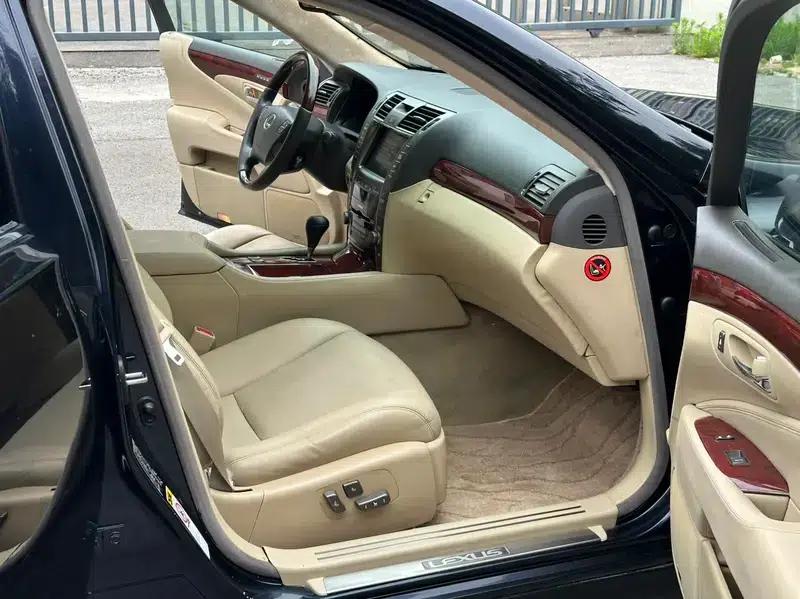 Lexus LS 2007 4.6L Automatic Luxury Extended Wheelbase — миниатюра 10