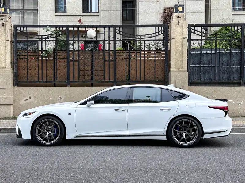 Lexus LS 2020 500h F SPORT (China VI Emission Standard) — миниатюра 3