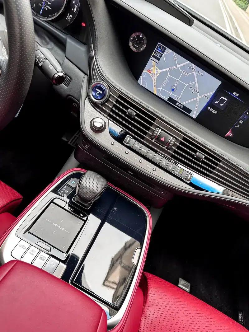 Lexus LS 2020 500h F SPORT (China VI Emission Standard) — миниатюра 9
