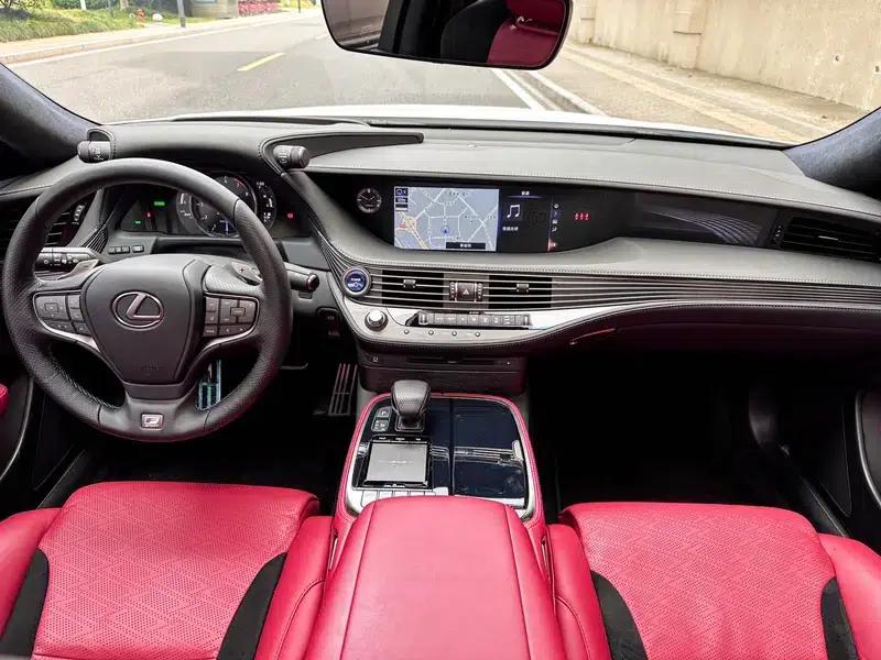 Lexus LS 2020 500h F SPORT (China VI Emission Standard) — миниатюра 10