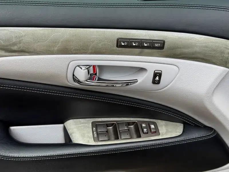 Lexus LS 2010 600hL — миниатюра 21