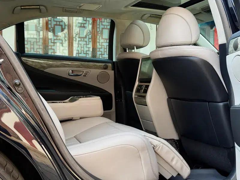 Lexus LS 2010 600hL — миниатюра 31