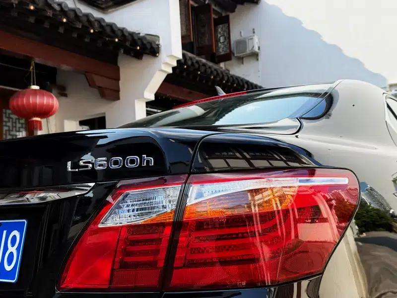 Lexus LS 2010 600hL — миниатюра 8