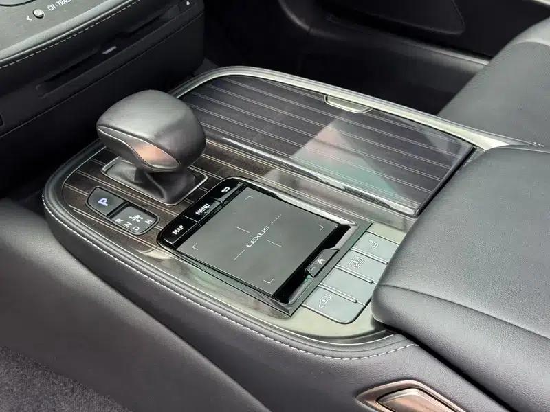 Lexus LS 2018 350 Premium Edition (China VI Emission Standard) — миниатюра 7