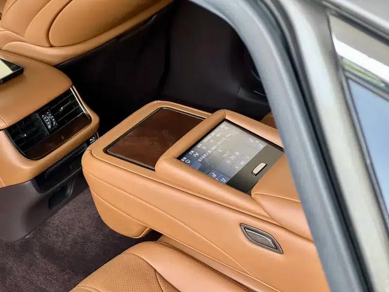 Lexus LS 2018 500h Executive Edition (China VI Emission Standard) — миниатюра 11