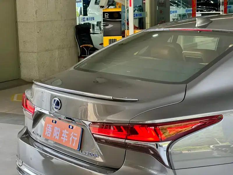 Lexus LS 2018 500h Executive Edition (China VI Emission Standard) — миниатюра 15