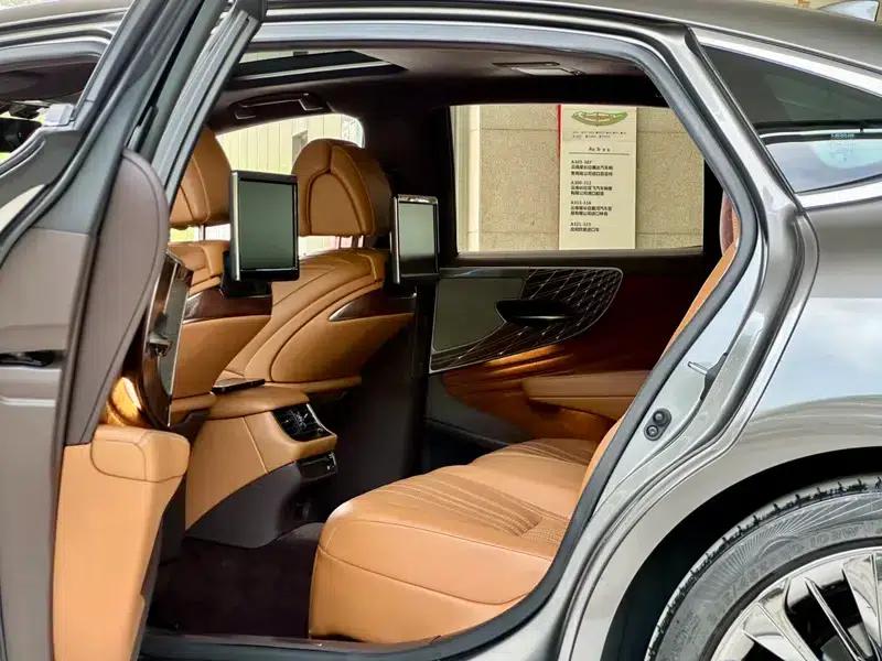 Lexus LS 2018 500h Executive Edition (China VI Emission Standard) — миниатюра 34