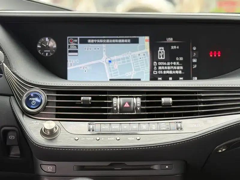 Lexus LS 2018 500h Premium Edition (China V Emission Standard) — миниатюра 11