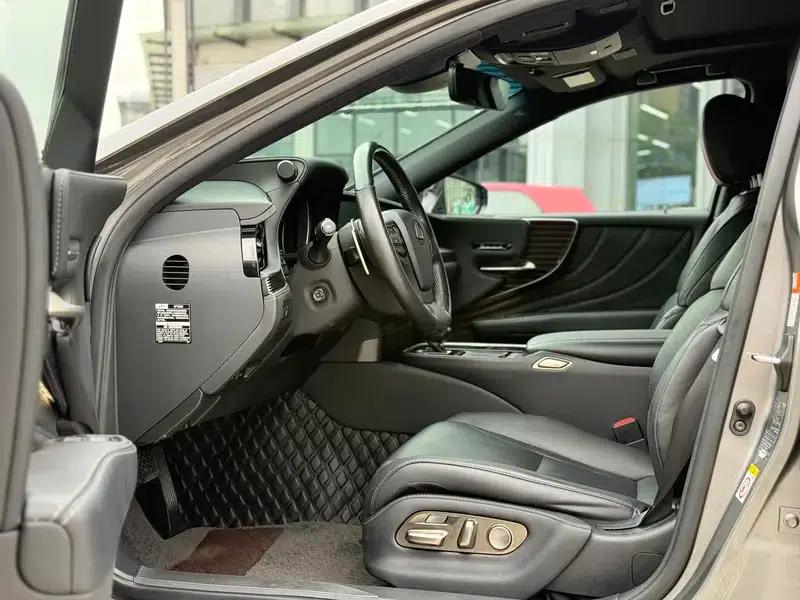 Lexus LS 2018 500h Premium Edition (China V Emission Standard) — миниатюра 13