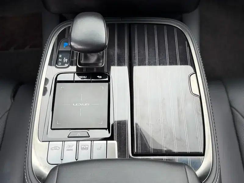 Lexus LS 2018 500h Premium Edition (China V Emission Standard) — миниатюра 6