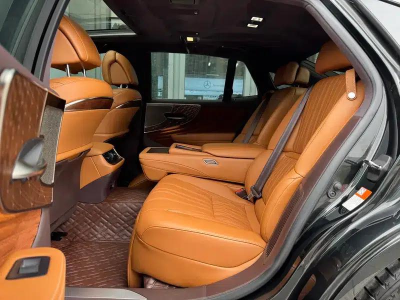 Lexus LS 2020 500h Executive Edition (China VI Emission Standard) — миниатюра 14