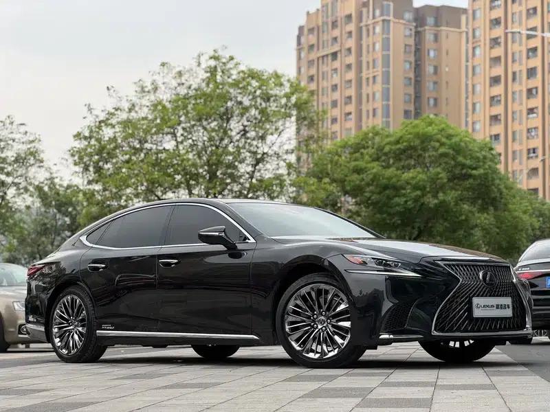 Lexus LS 2020 500h Executive Edition (China VI Emission Standard) — миниатюра 3