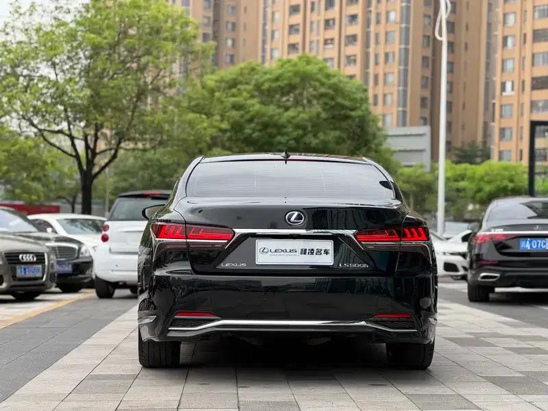 Lexus LS 2020 500h Executive Edition (China VI Emission Standard) — миниатюра 5