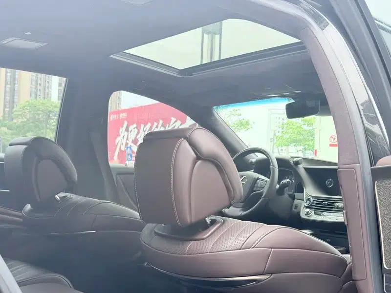 Lexus LS 2020 500h Luxury Edition (China VI Emission Standard) — миниатюра 16
