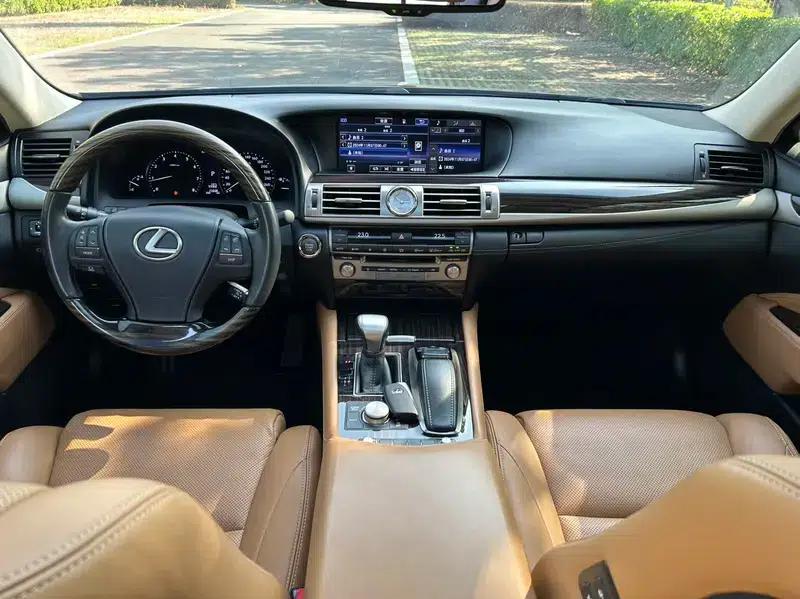 Lexus LS 2014 460L — миниатюра 9